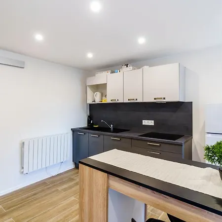 Superbe Avec Balneo Apartment *
